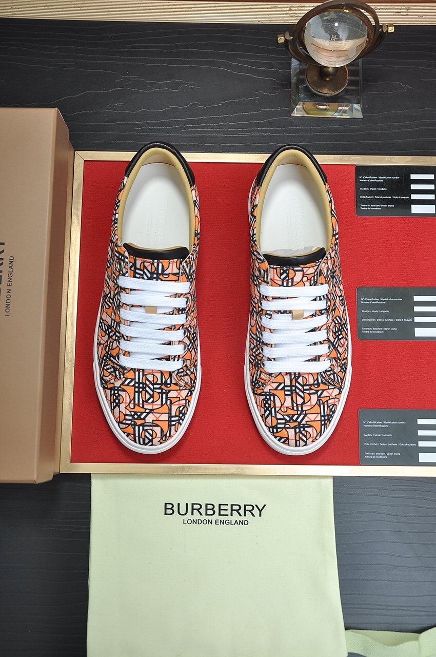 Burberry Geometric-Print Low-Top Sneakers - Orange, Black & White